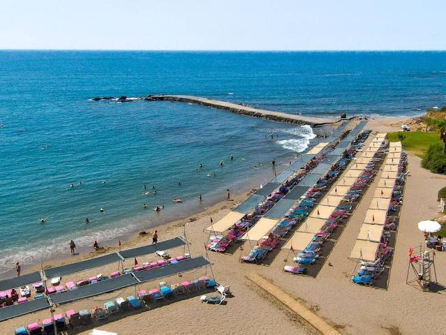 Asrin Beach