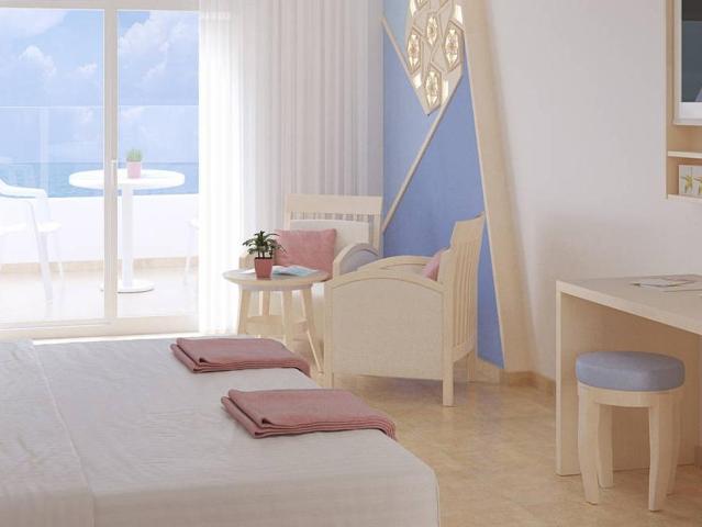 Iberostar Waves Founty Beach