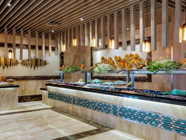 Sirena Beach Resort & Spa