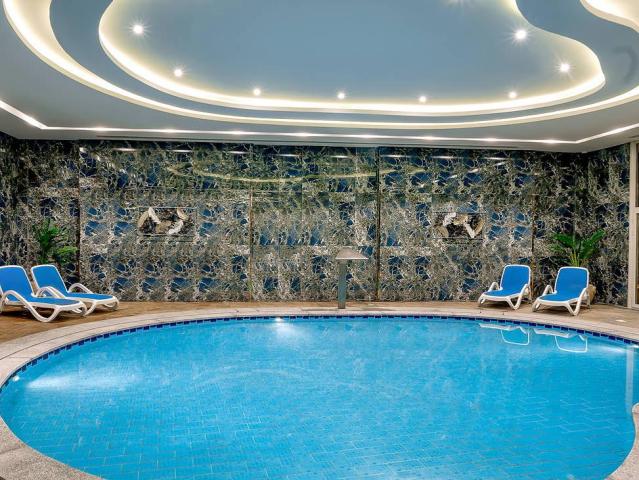 Sirena Beach Resort & Spa