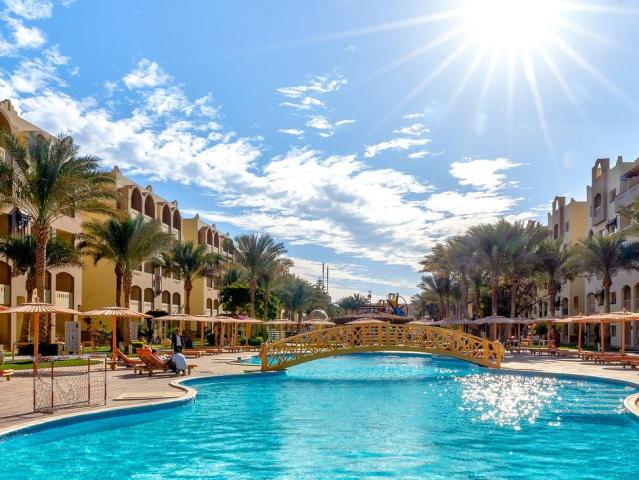 El Karma Aqua Beach Resort