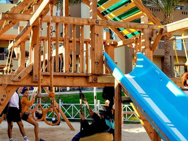 El Karma Aqua Beach Resort