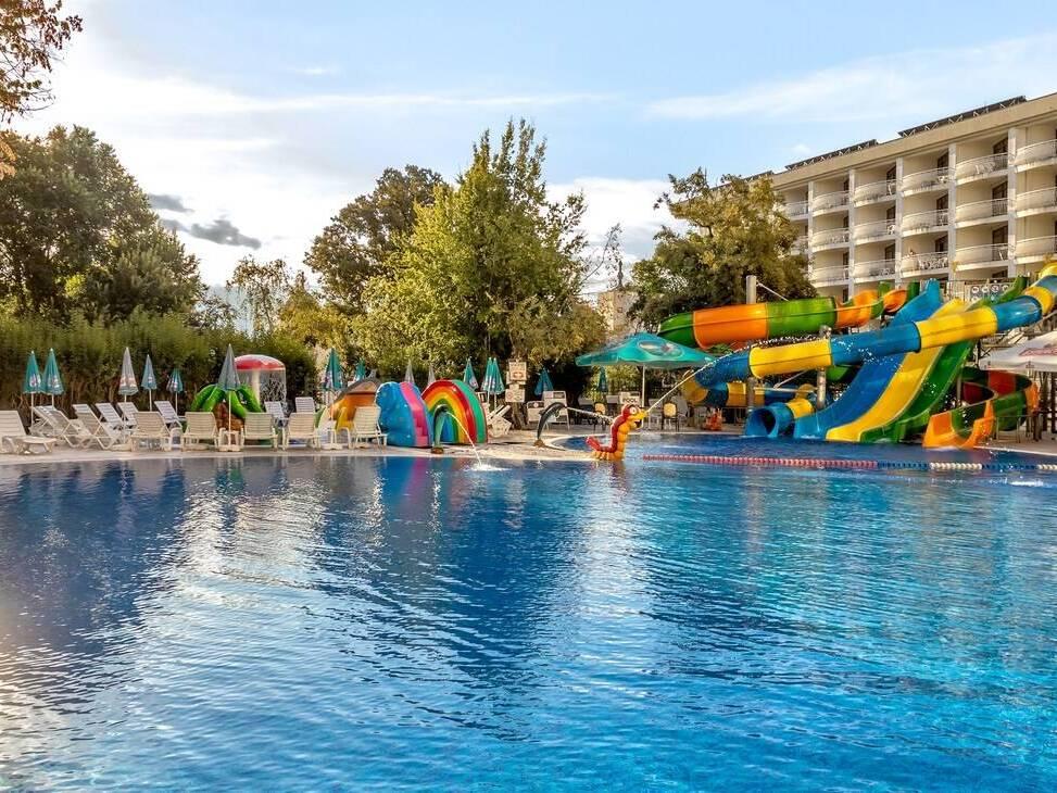 Prestige Deluxe Hotel Aquapark Club