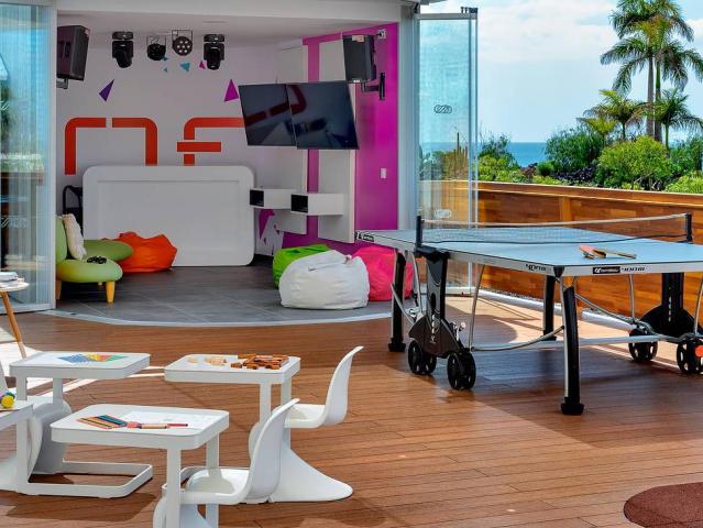 Royal Hideaway Corales Suites