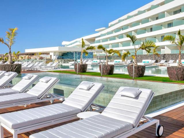 Royal Hideaway Corales Suites