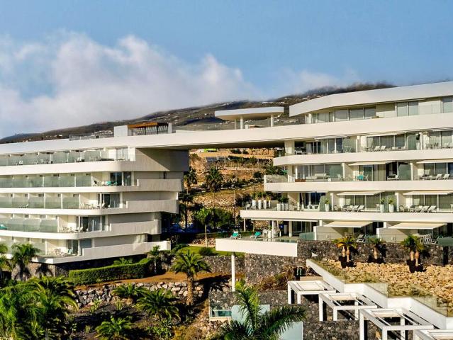 Royal Hideaway Corales Suites