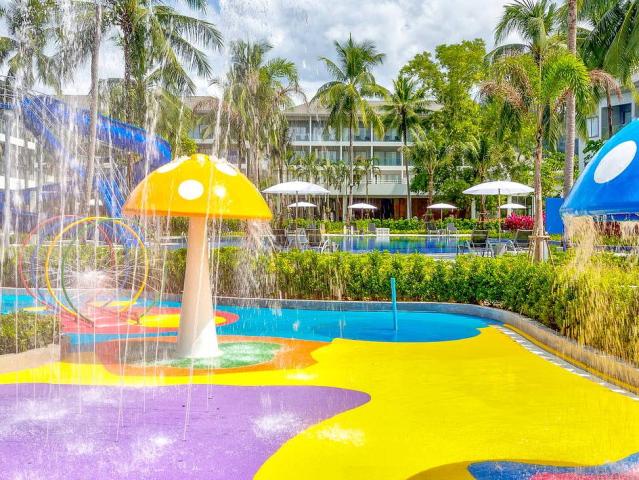 X10 Khaolak Resort