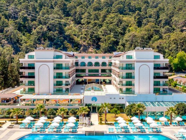 Dosinia Luxury Resort