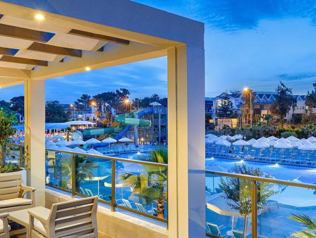 Dosinia Luxury Resort