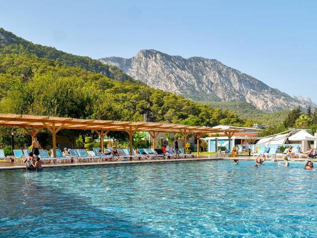 Dosinia Luxury Resort