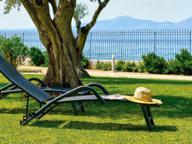 Calamos Beach Family Club