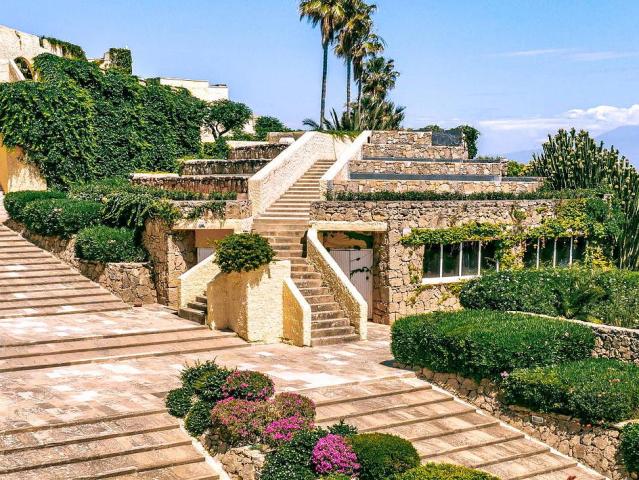 Mangia’s Sicily, Brucoli, Autograph Collection