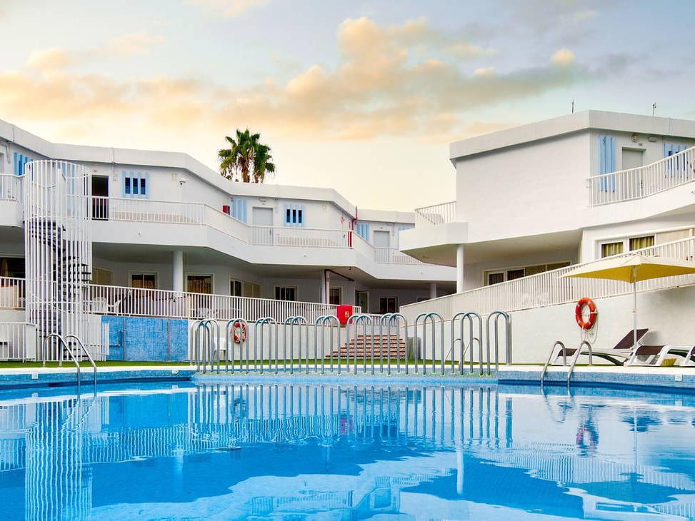 Checkin Bungalows Atlantida