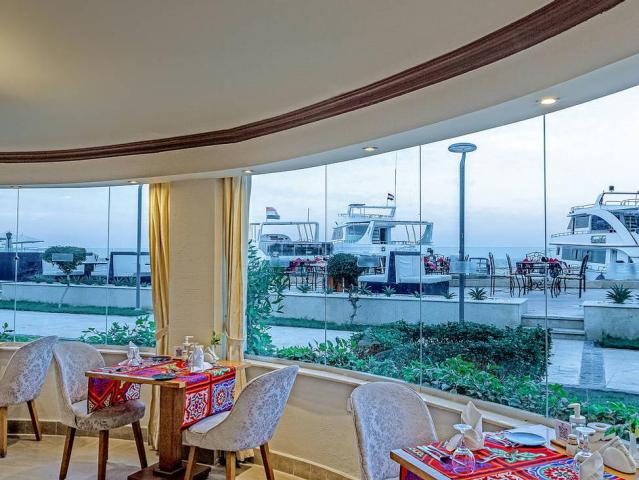 Sunrise Holidays Resort