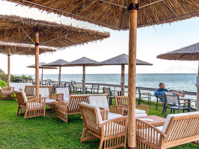 Hotel & bungalovy Niforeika Beach