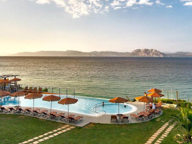 Hotel & bungalovy Niforeika Beach