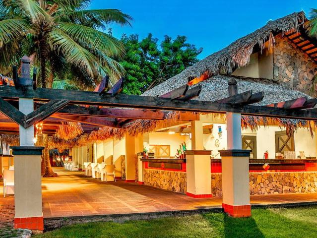 Wyndham Alltra Samana