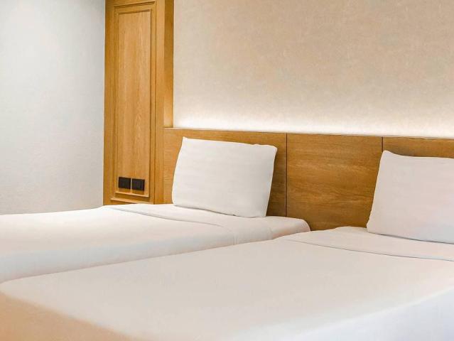 Phuket Orchid Resort & Spa