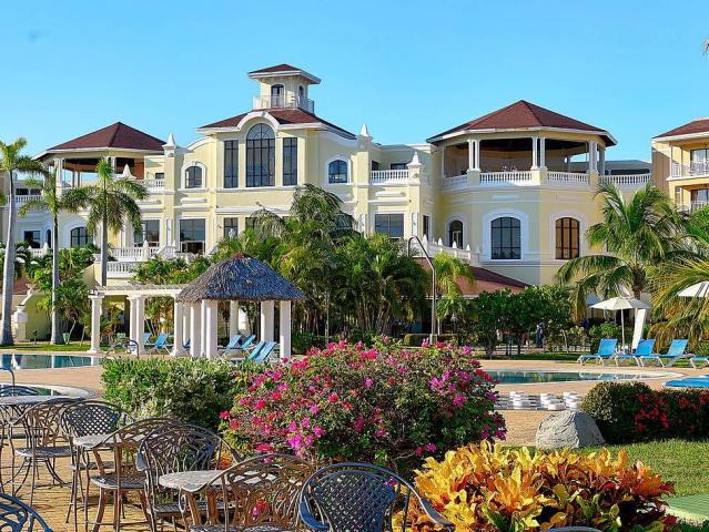 Iberostar Laguna Azúl
