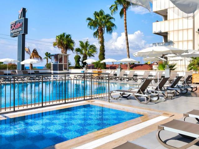 Grand Kolibri Prestige & Spa