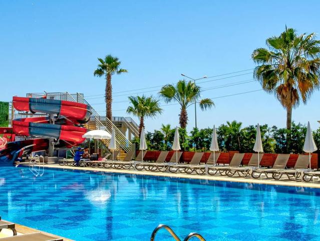 Grand Kolibri Prestige & Spa