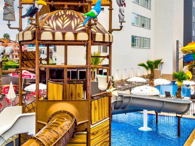Grand Kolibri Prestige & Spa