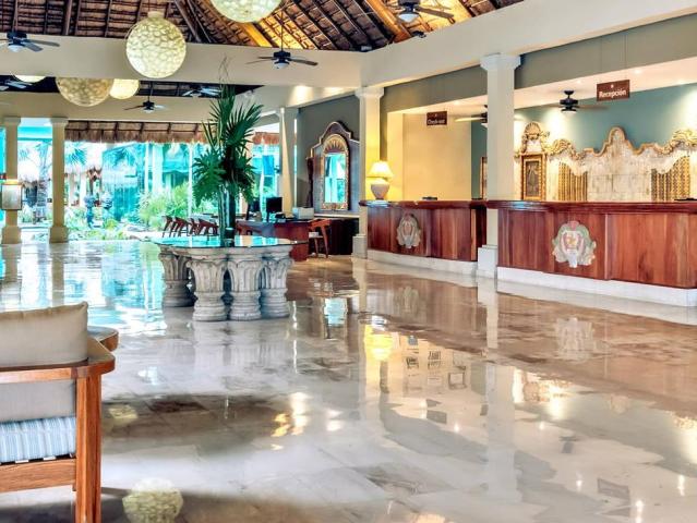 Iberostar Waves Quetzal
