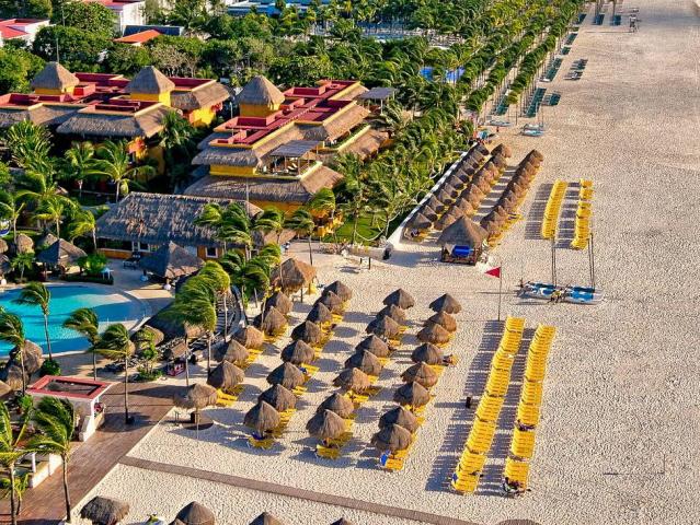 Iberostar Waves Quetzal