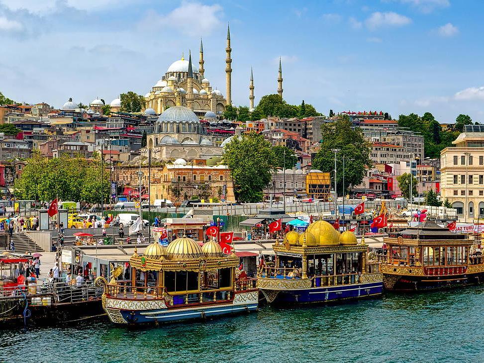 Istanbul - prohlídni si, ochutnej a dotkni se