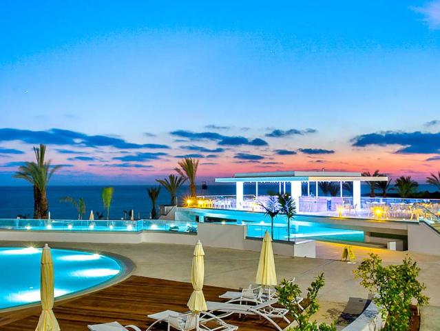 King Evelthon Beach Hotel and Resort