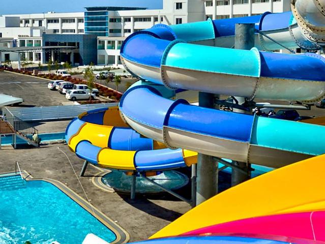 King Evelthon Beach Hotel and Resort