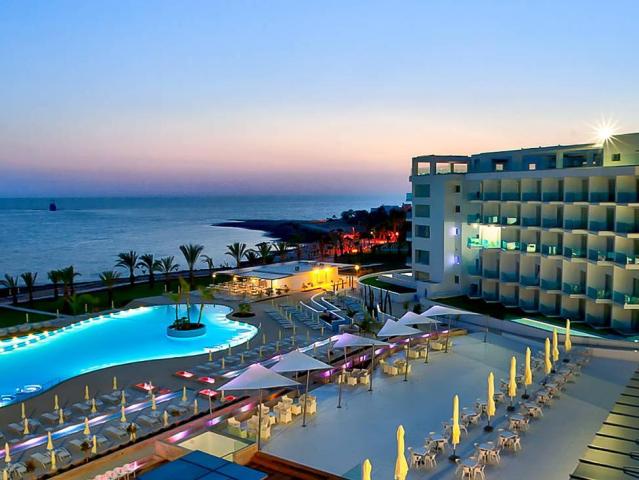 King Evelthon Beach Hotel and Resort