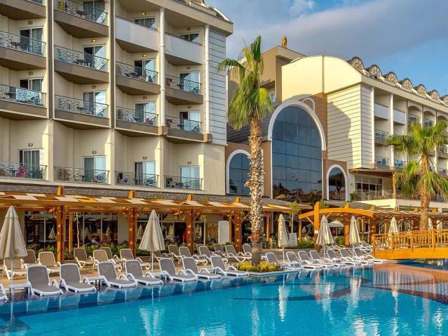 Mary Hotel Side