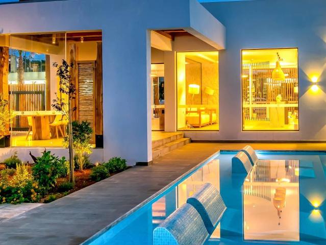 Paralos Lifestyle Beach