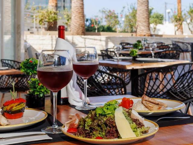 Malia Bay Beach Hotel & Bungalows