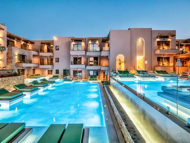 Paralos Venus Suites
