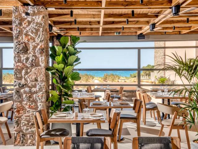 Paralos Venus Suites