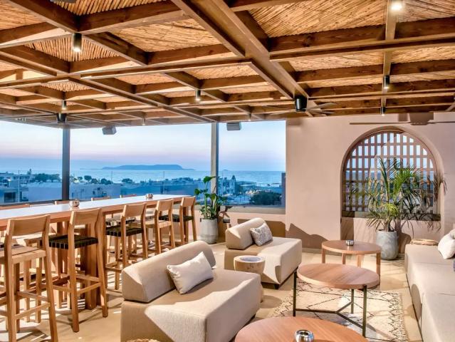 Paralos Venus Suites