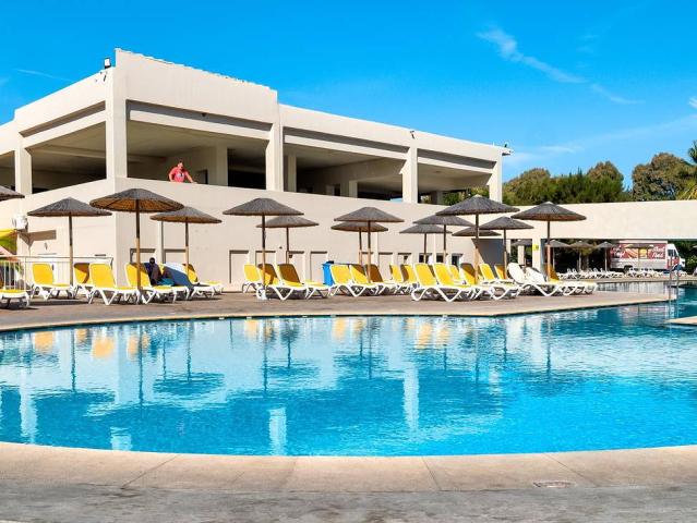 Akti Coast Club