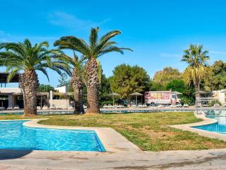 Akti Coast Club