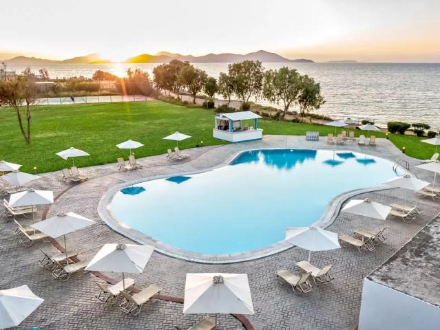 White Olive Marine Aquapark
