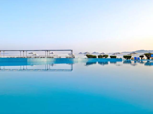 White Olive Marine Aquapark