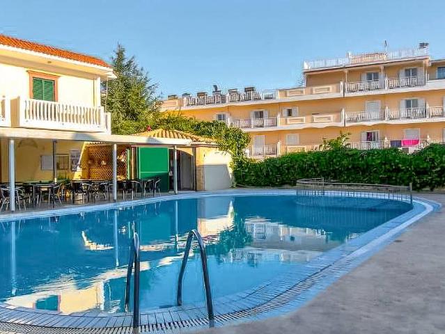 Zante Plaza Club