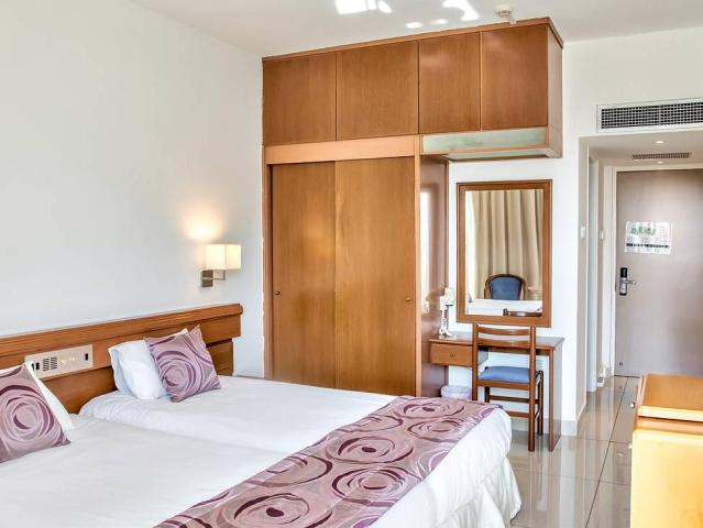 Tsokkos Protaras Beach Hotel