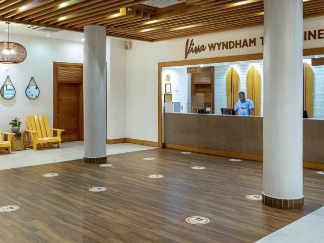 Viva Wyndham Tangerine