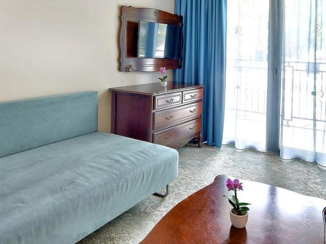 Grifid Aqua Club Bolero