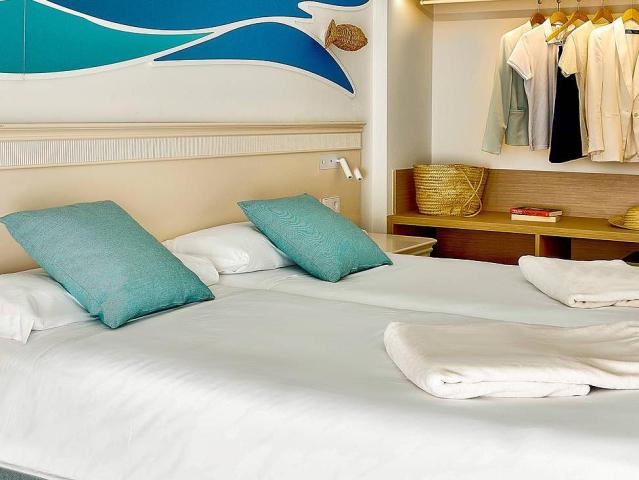 Iberostar Waves Playa Gaviotas Park