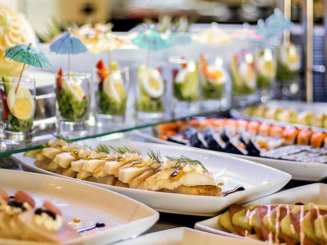 Amwaj Beach Club