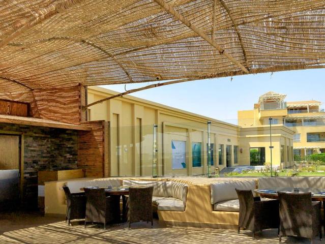 Amwaj Beach Club