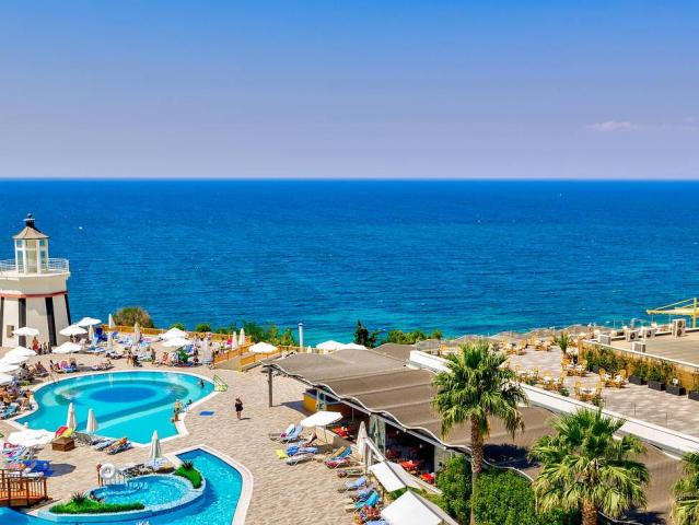 Sealight Resort
